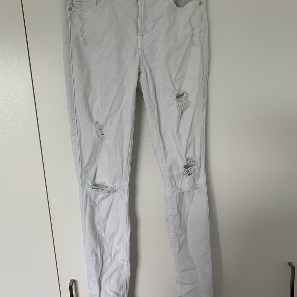 Distressed White Skinny Jeans